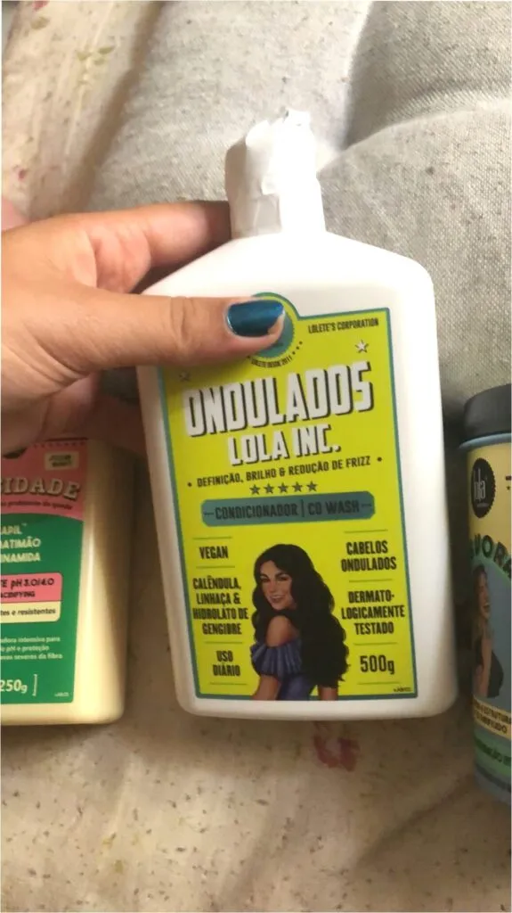 Produto para cabelo ondulado